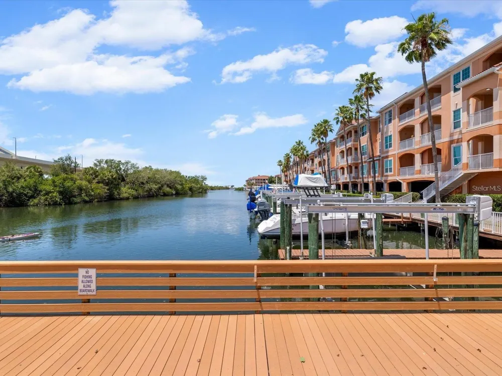 5000 CULBREATH KEY WAY #4-101 Tampa, FL 33611