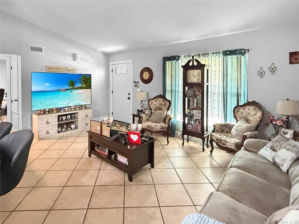 108 LAMAR STREET Orlando, FL 32805