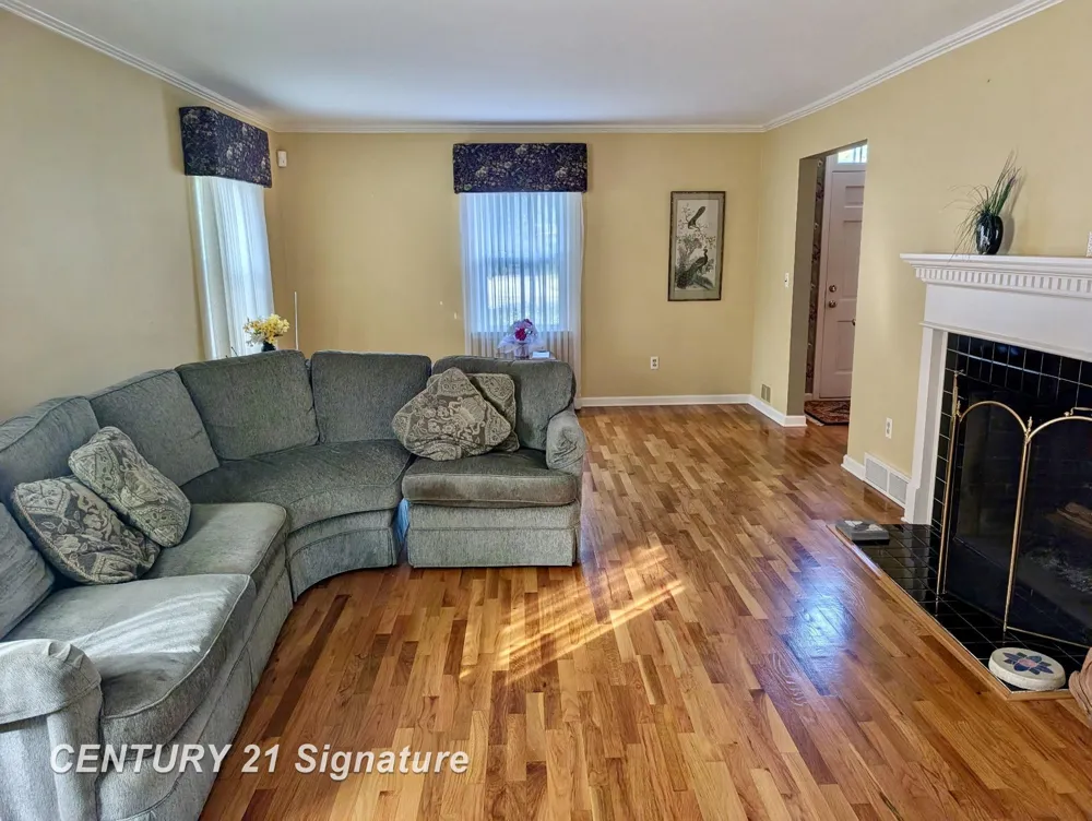 4425 Dirker Road Saginaw Charter Township, MI 48638