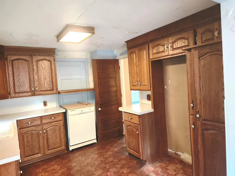 2873 Packard Street Ann Arbor City, MI 48108