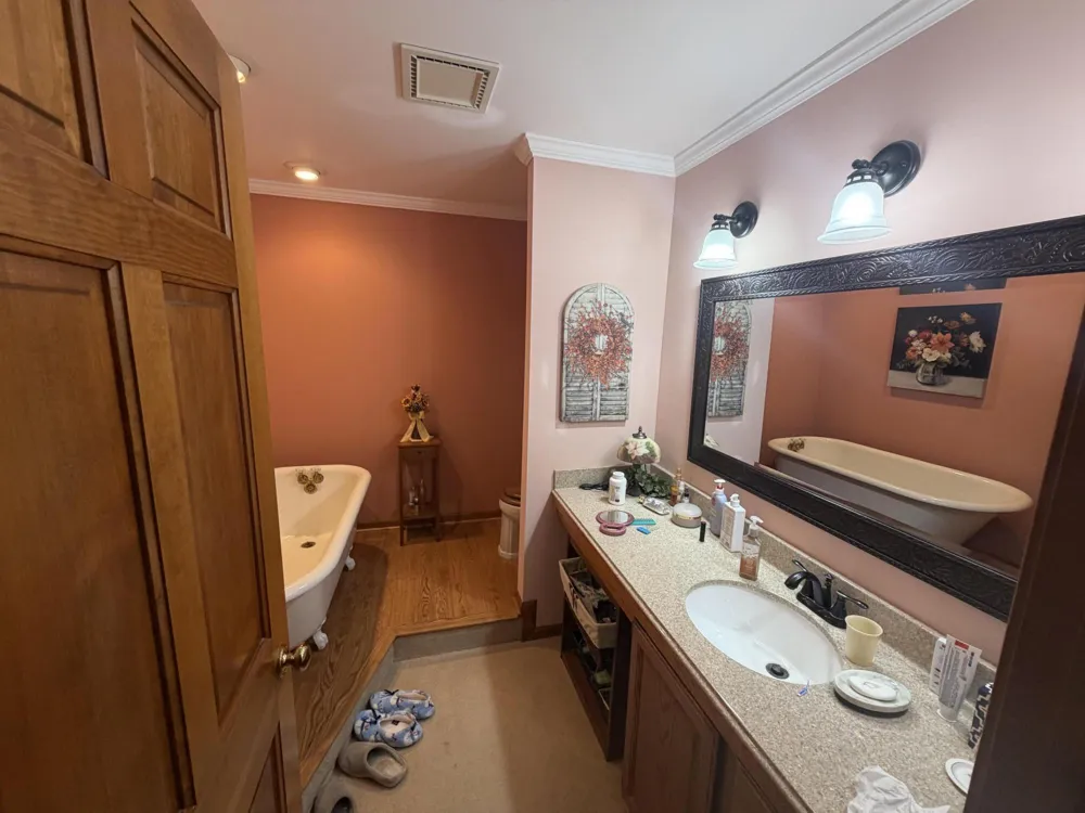 1136 SW Bayshore Drive SW Byron Township, MI 49315