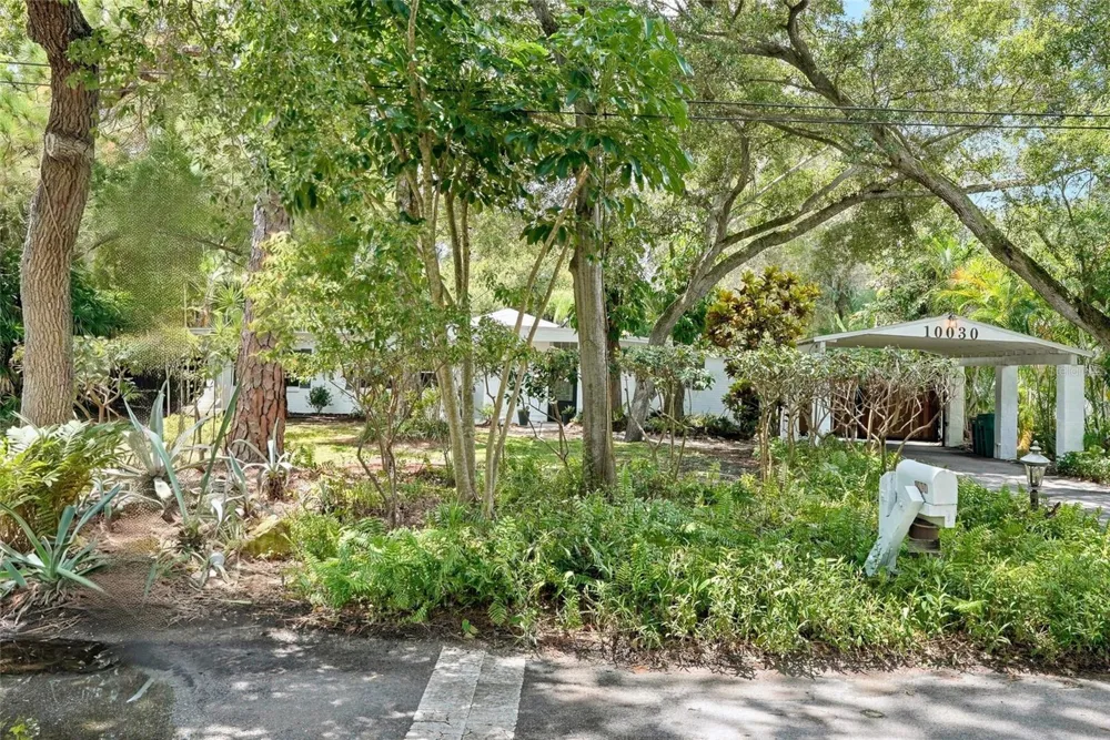 10030 59TH AVENUE St Petersburg, FL 33708