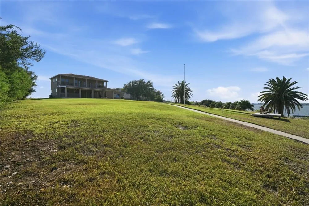 1023 CR 3651 Sandia, TX 78383