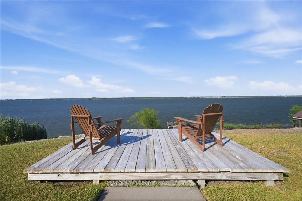 1023 CR 3651 Sandia, TX 78383