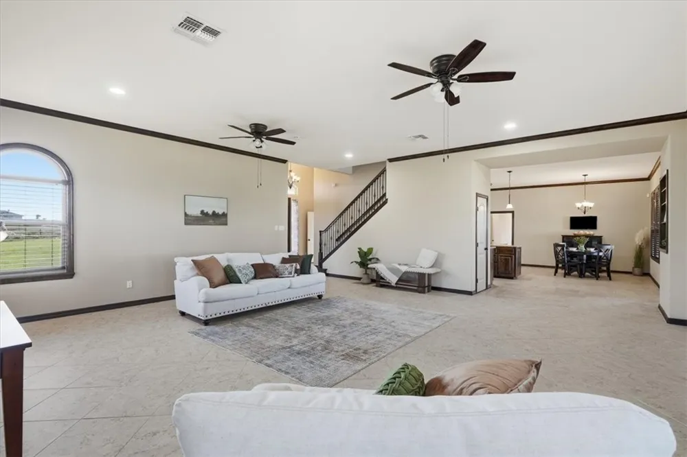 1023 CR 3651 Sandia, TX 78383