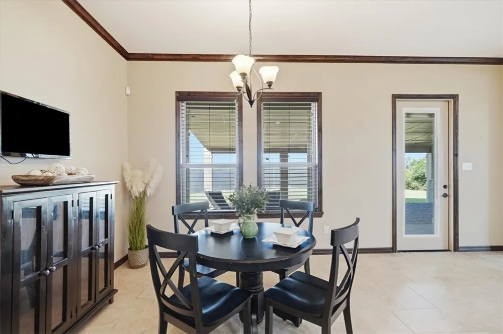 1023 CR 3651 Sandia, TX 78383