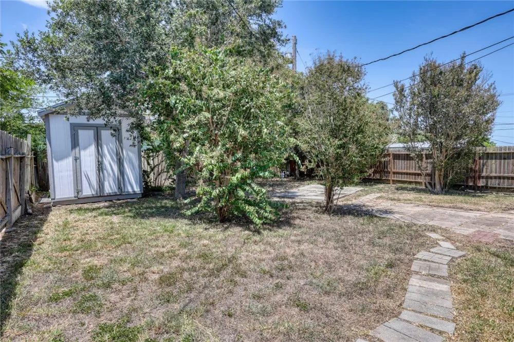 4346 Amherst Drive Corpus Christi, TX 78412