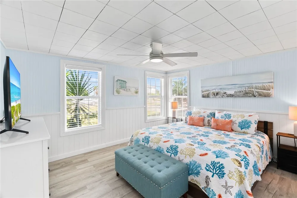 819 S Magnolia Street Rockport, TX 78382