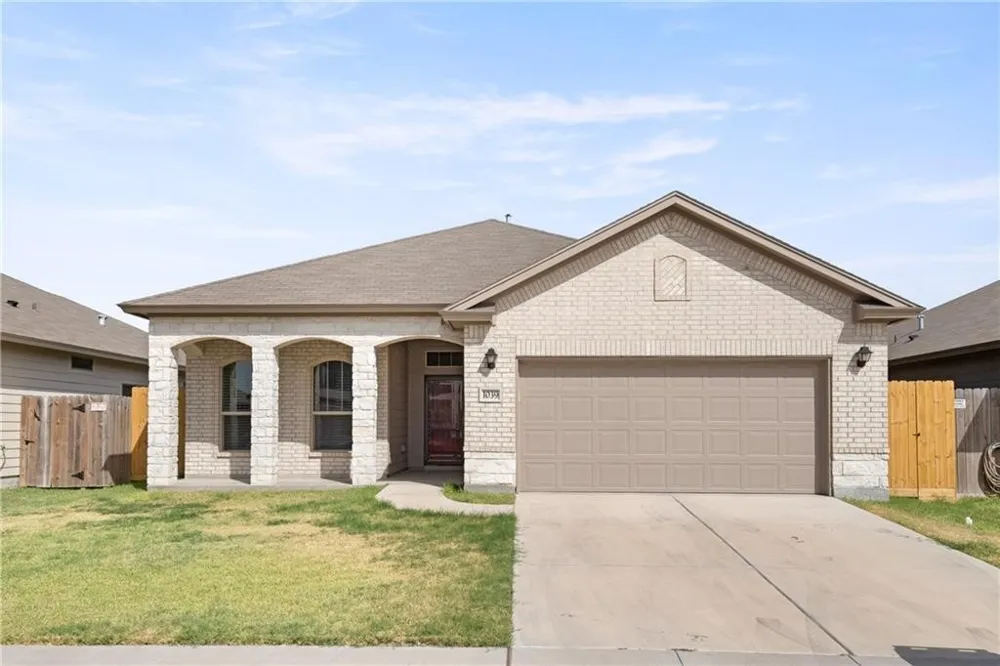 1039 Ocean Breeze Street Portland, TX 78374