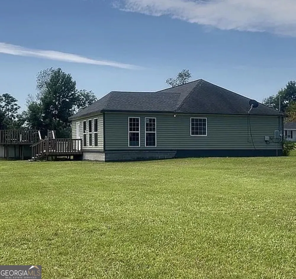 176 Matts WAY Douglas, GA 31535