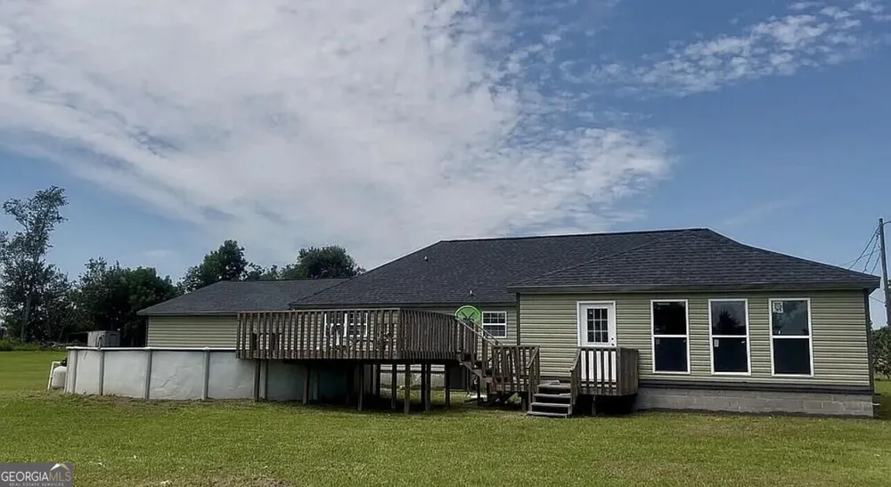 176 Matts WAY Douglas, GA 31535