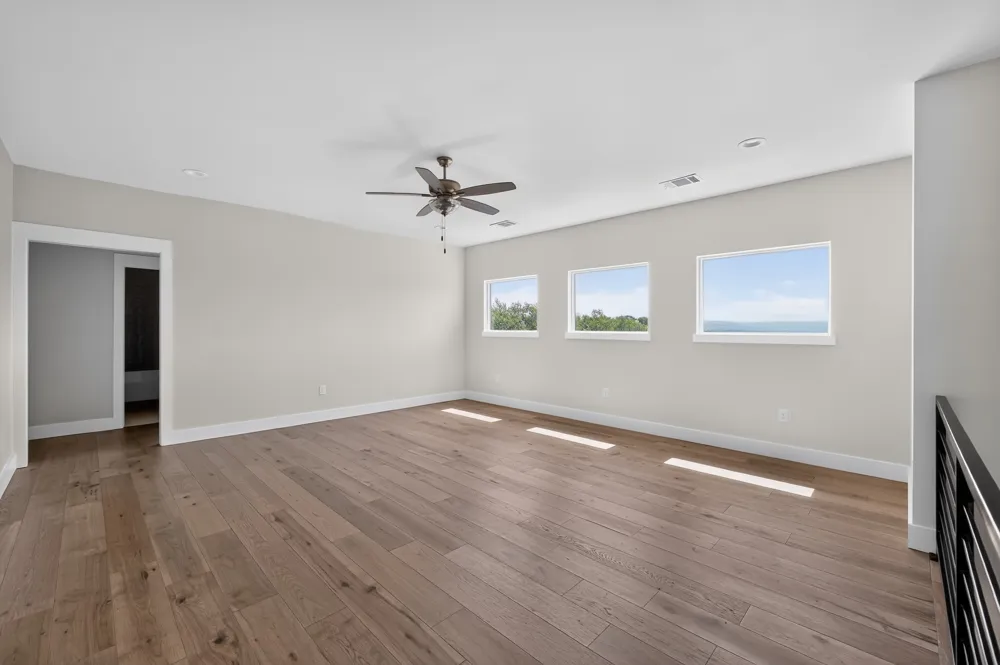 18213 Gregg Bluff Road Jonestown, TX 78645
