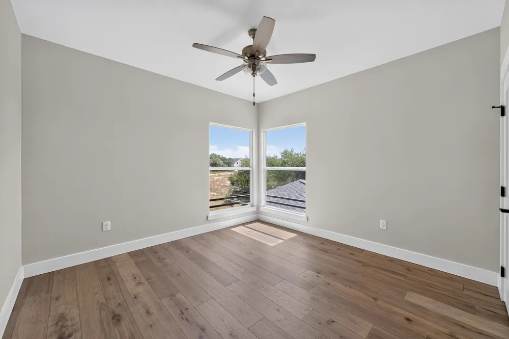 18213 Gregg Bluff Road Jonestown, TX 78645