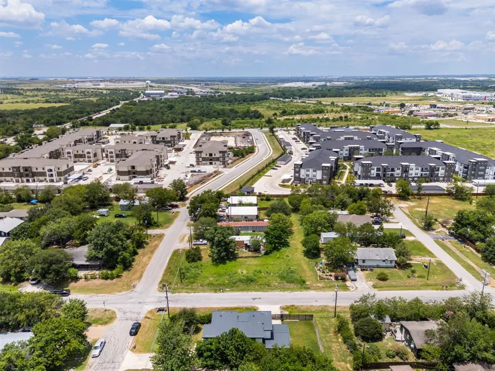 303 Eggleston Street Manor, TX 78653
