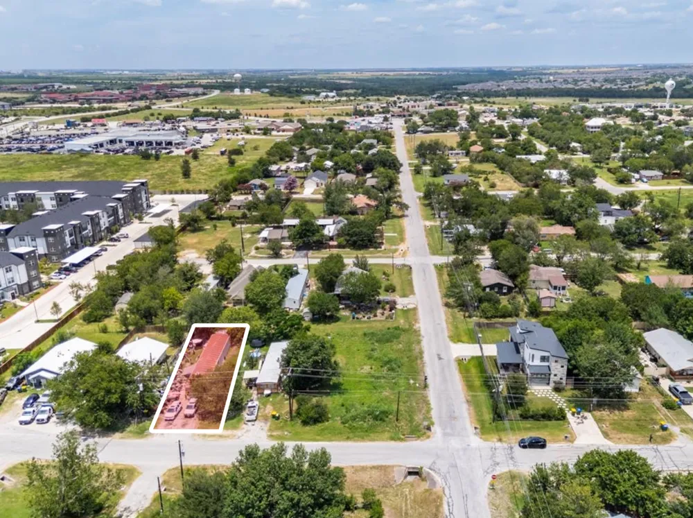 305 Eggleston Street Manor, TX 78653