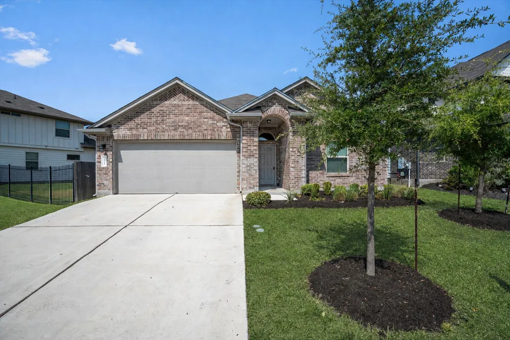 113 Caney Cove Leander, TX 78641