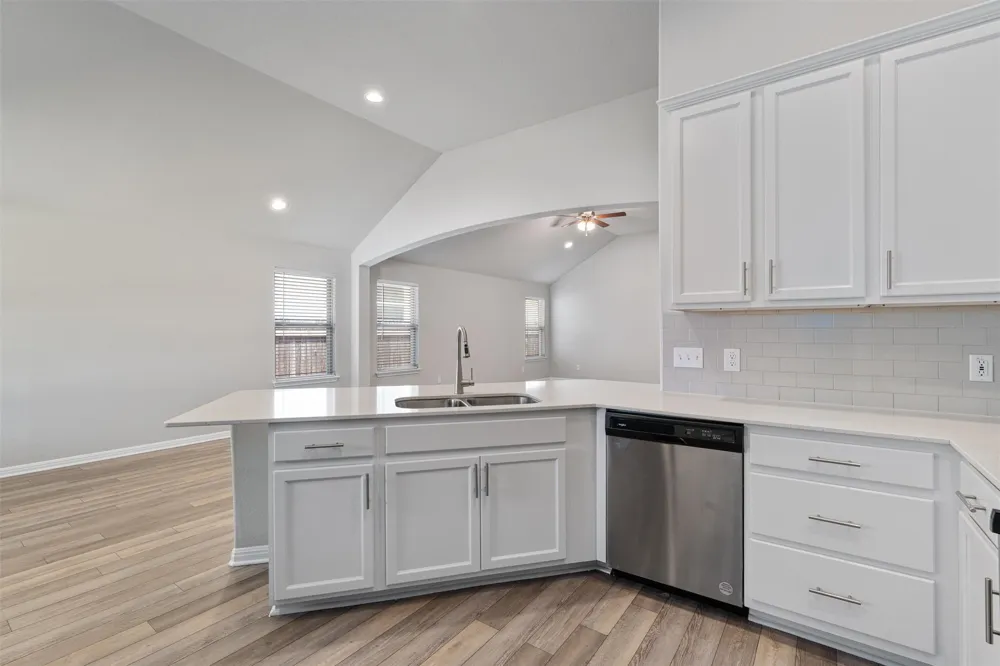 113 Caney Cove Leander, TX 78641
