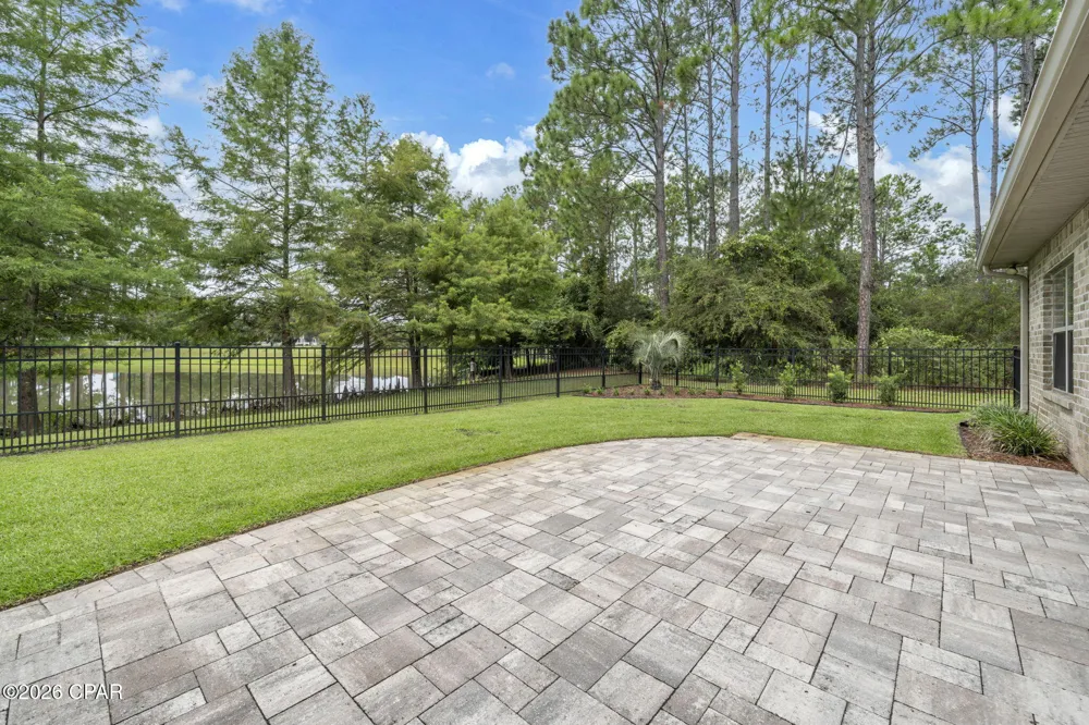 37 Melody Lane Freeport, FL 32439