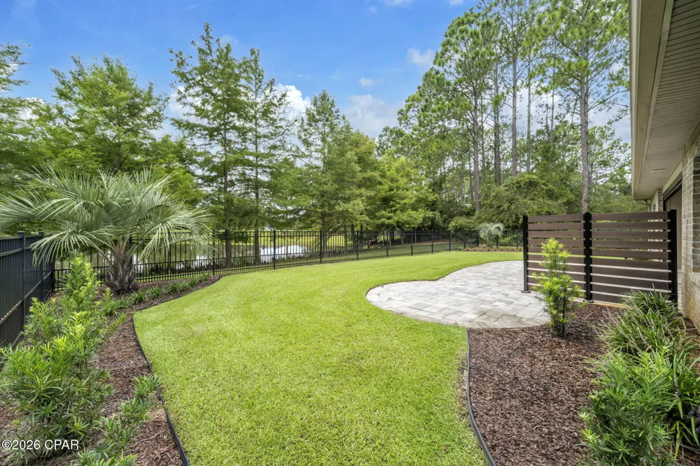 37 Melody Lane Freeport, FL 32439