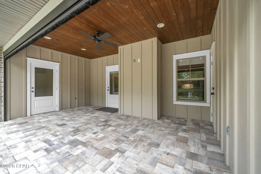 37 Melody Lane Freeport, FL 32439