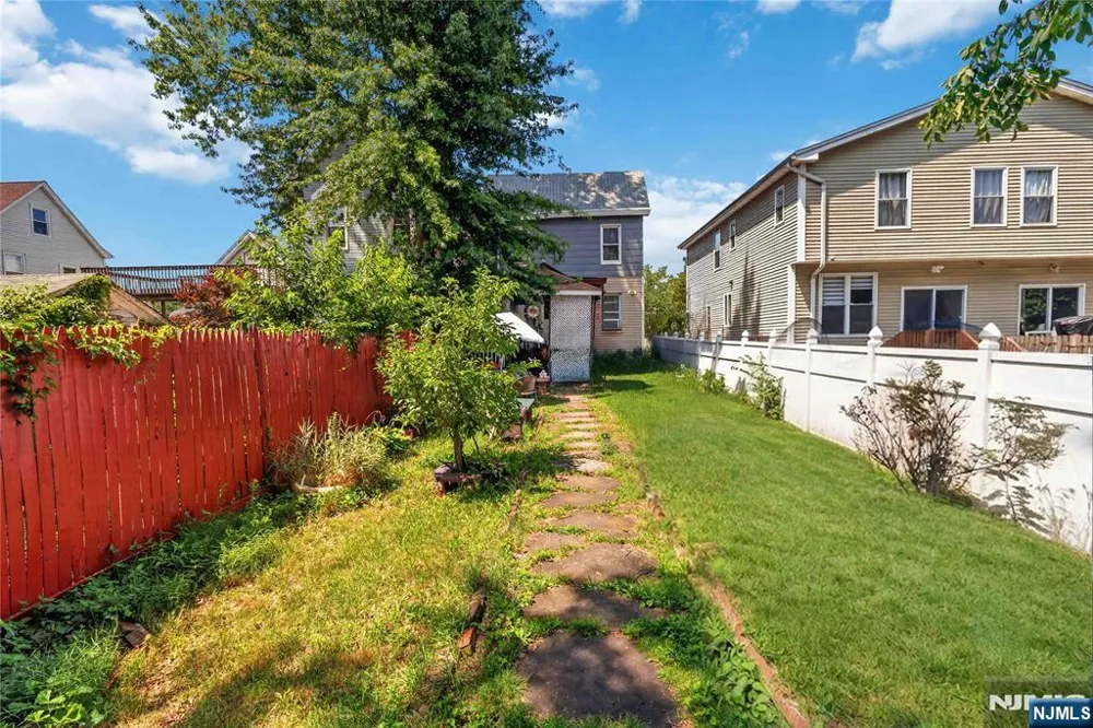 12 Maple Street Garfield, NJ 07026