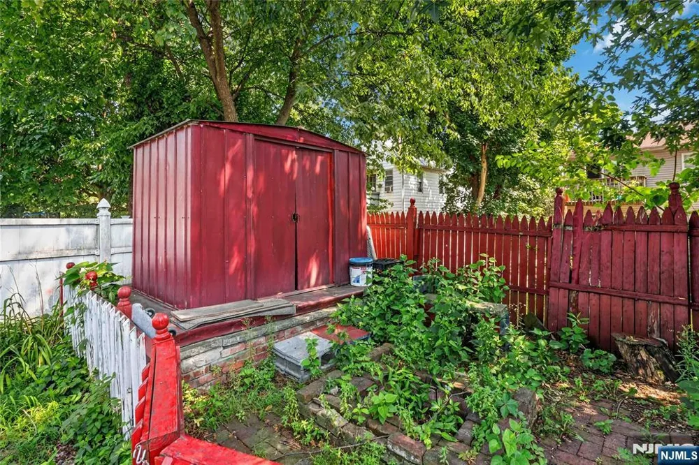 12 Maple Street Garfield, NJ 07026