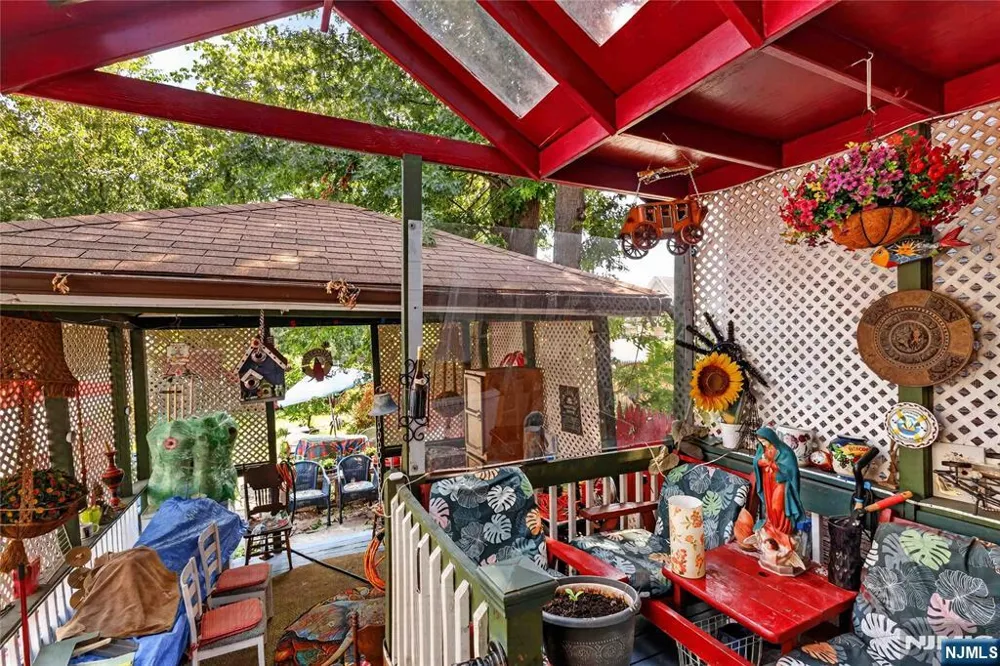 12 Maple Street Garfield, NJ 07026