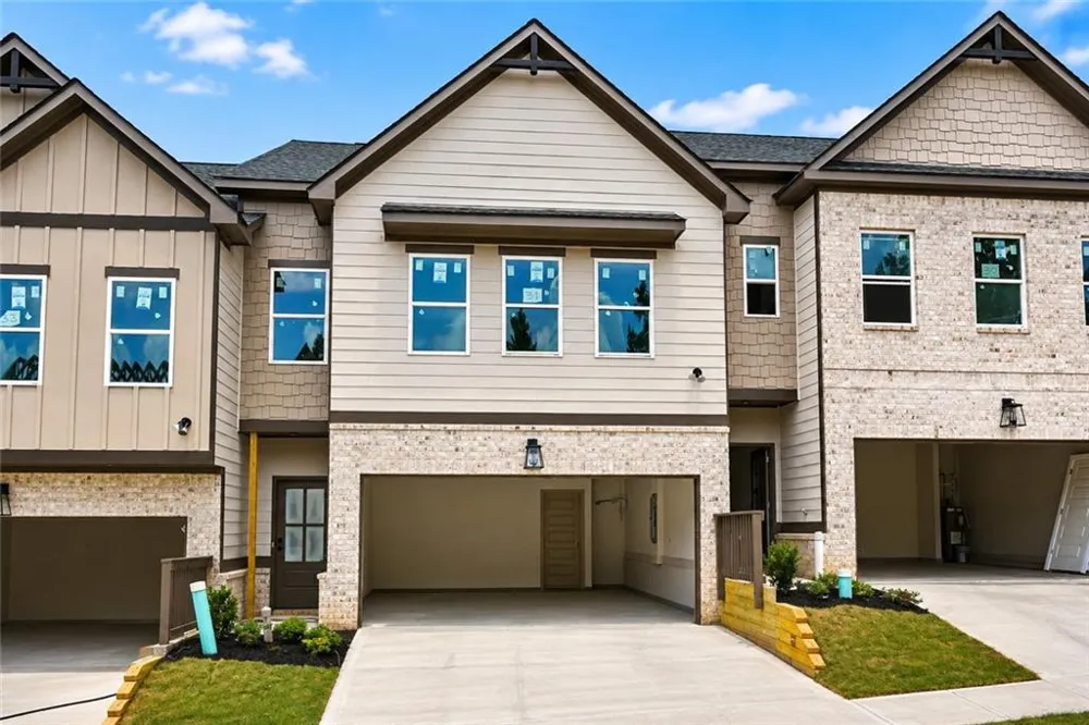 4349 Fern River Bend #31 Norcross, GA 30093