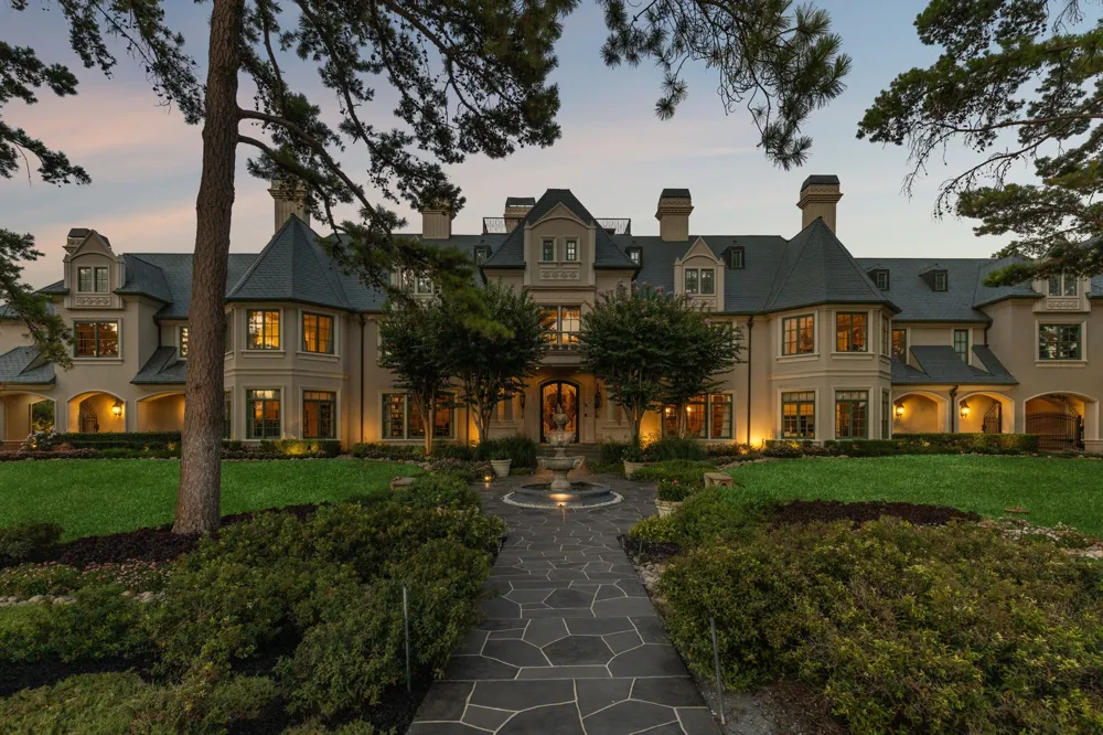 2100 Cavalier Way Flower Mound, TX 75022