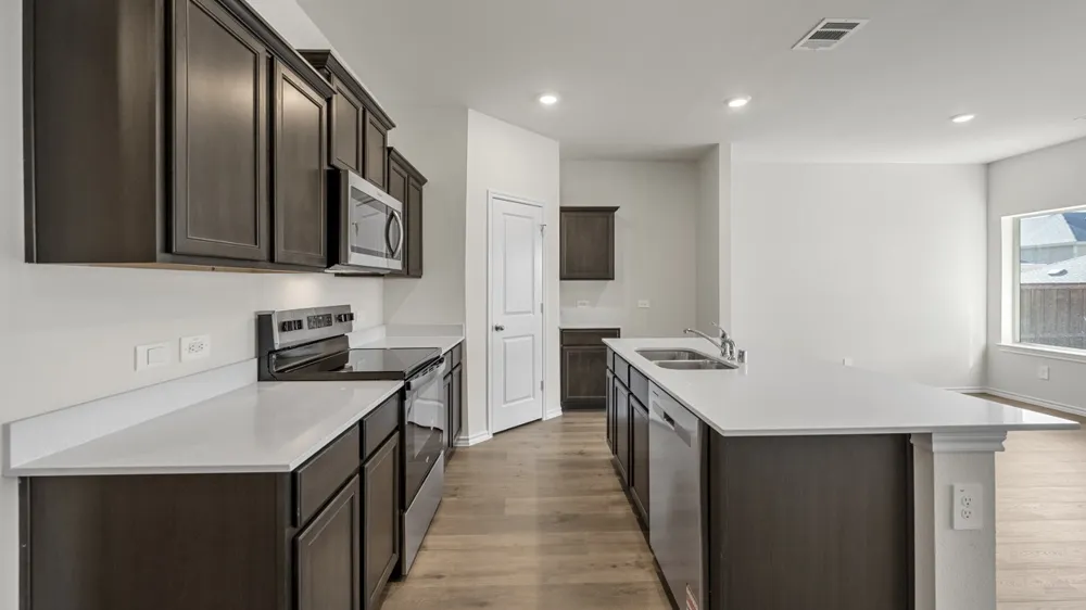 5033 Shumard Drive Lindale, TX 75771