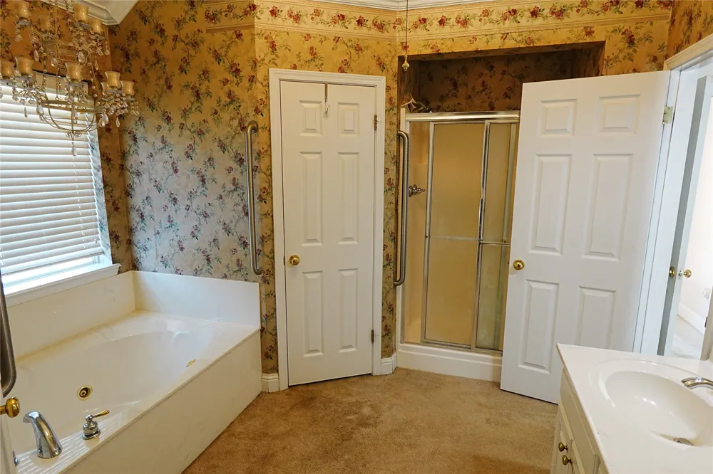 1712 Castlewood Drive Bossier City, LA 71111