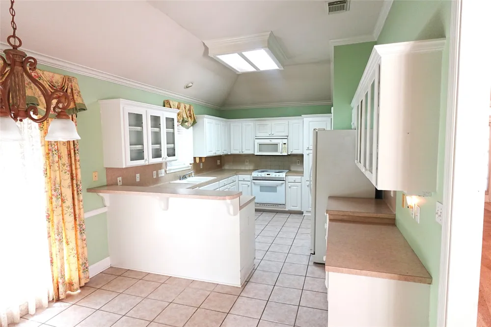 1712 Castlewood Drive Bossier City, LA 71111