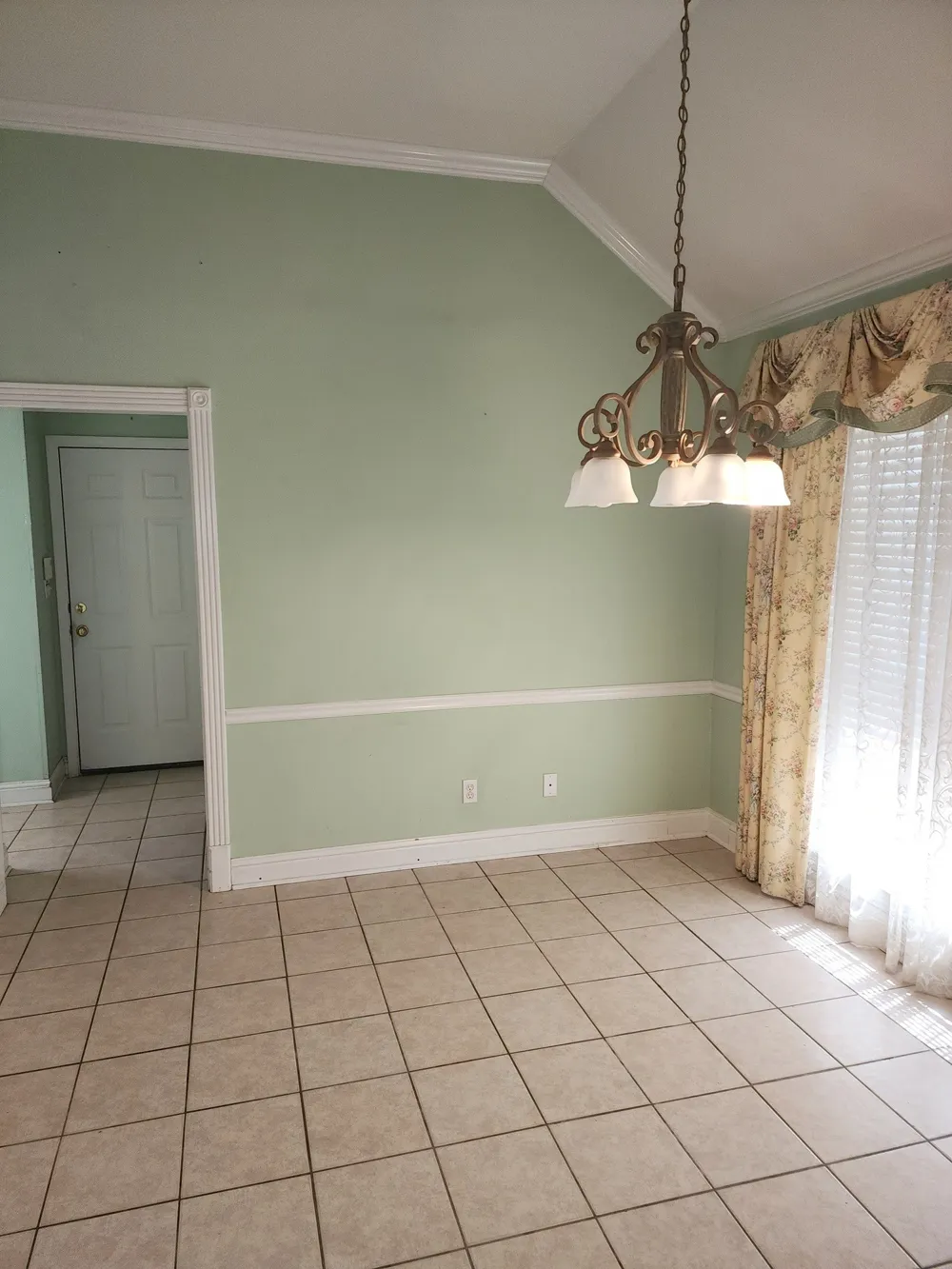 1712 Castlewood Drive Bossier City, LA 71111