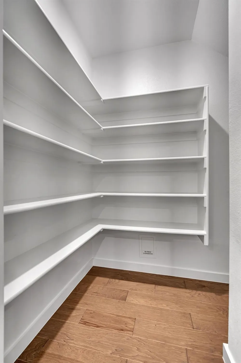 611 COLLIER DRIVE Plano, TX 75075