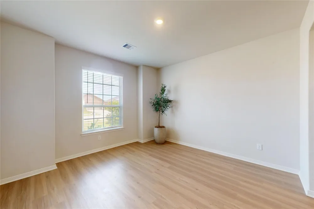 14111 Mainmast Drive Santa Fe, TX 77510