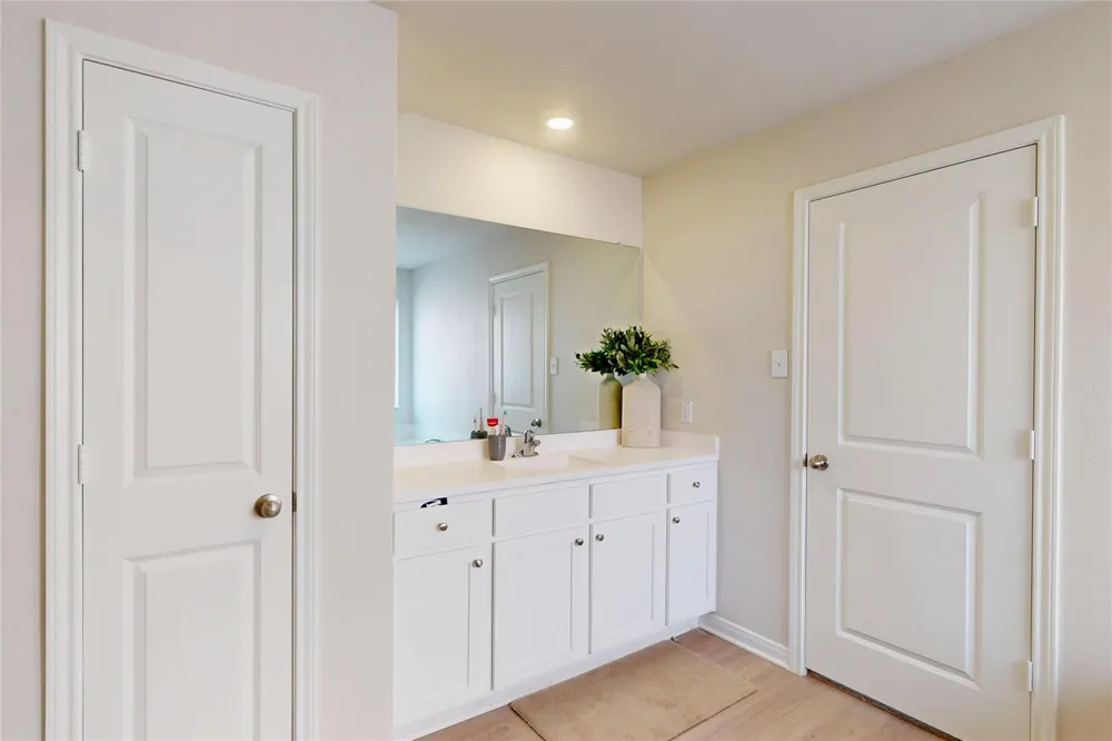 14111 Mainmast Drive Santa Fe, TX 77510