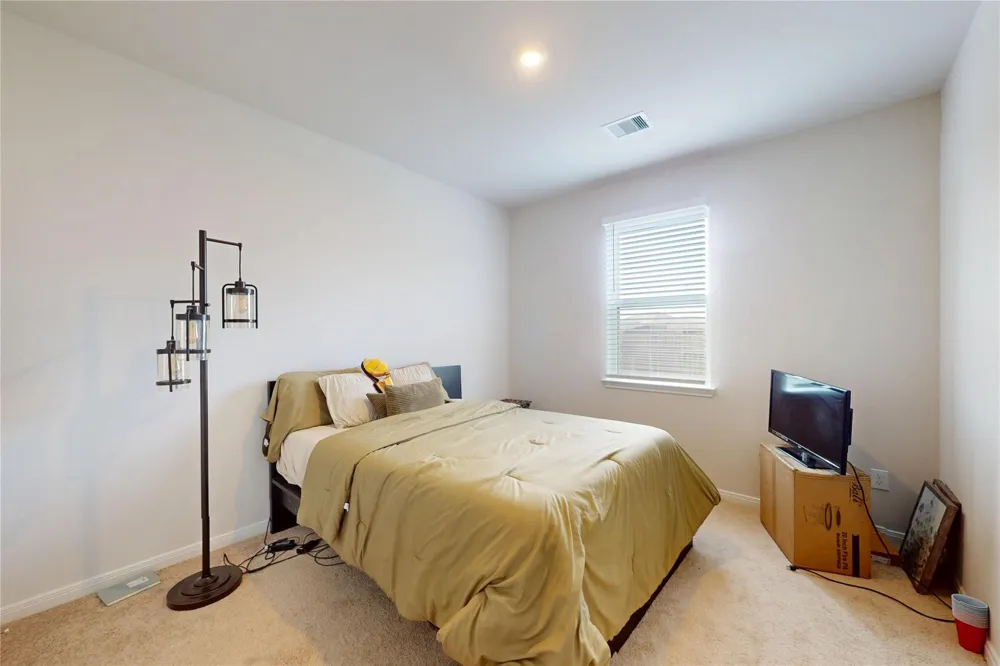14111 Mainmast Drive Santa Fe, TX 77510