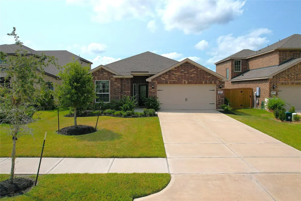 14111 Mainmast Drive Santa Fe, TX 77510