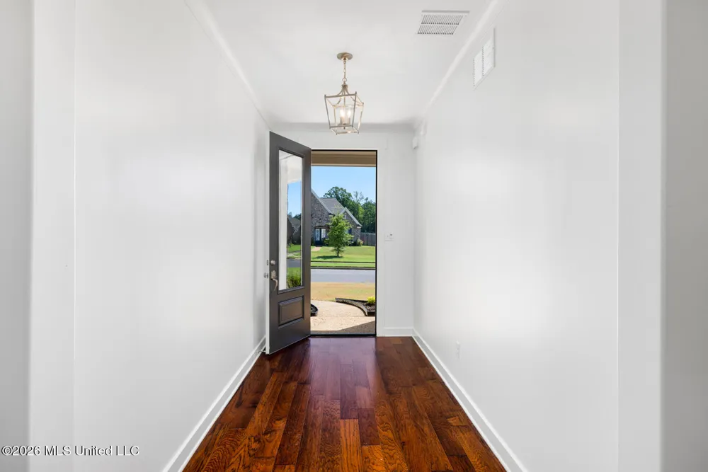 6509 S Briar Lane Olive Branch, MS 38654