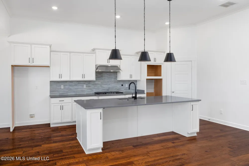 6509 S Briar Lane Olive Branch, MS 38654