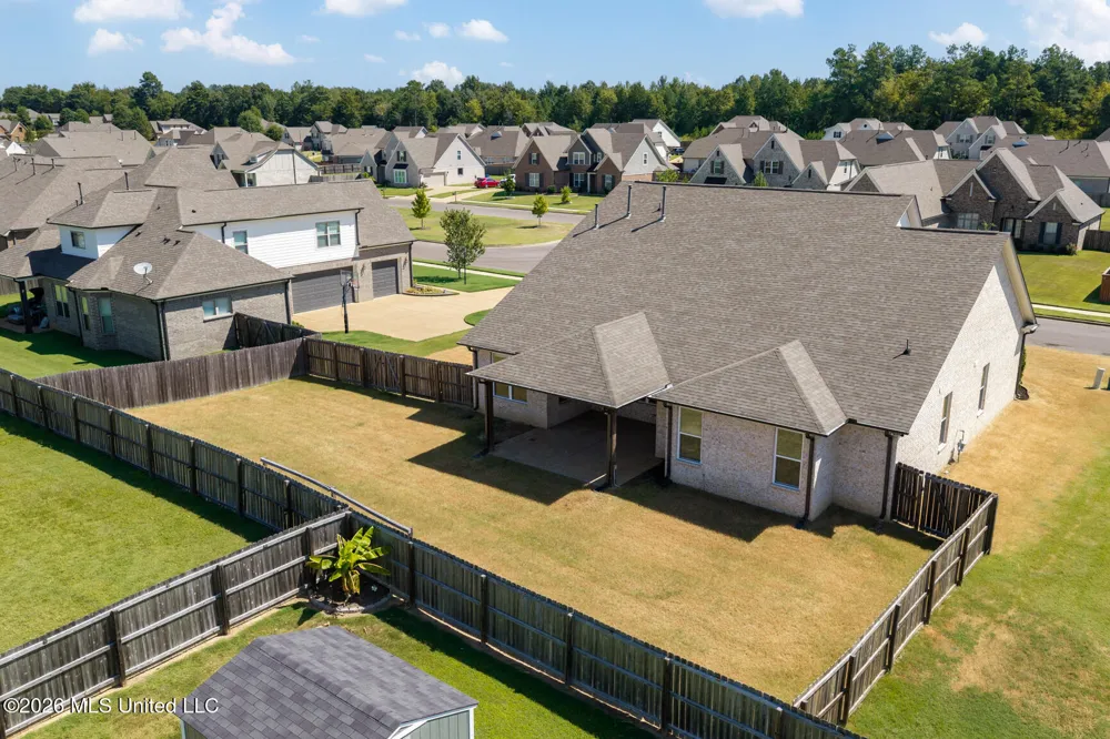 6509 S Briar Lane Olive Branch, MS 38654