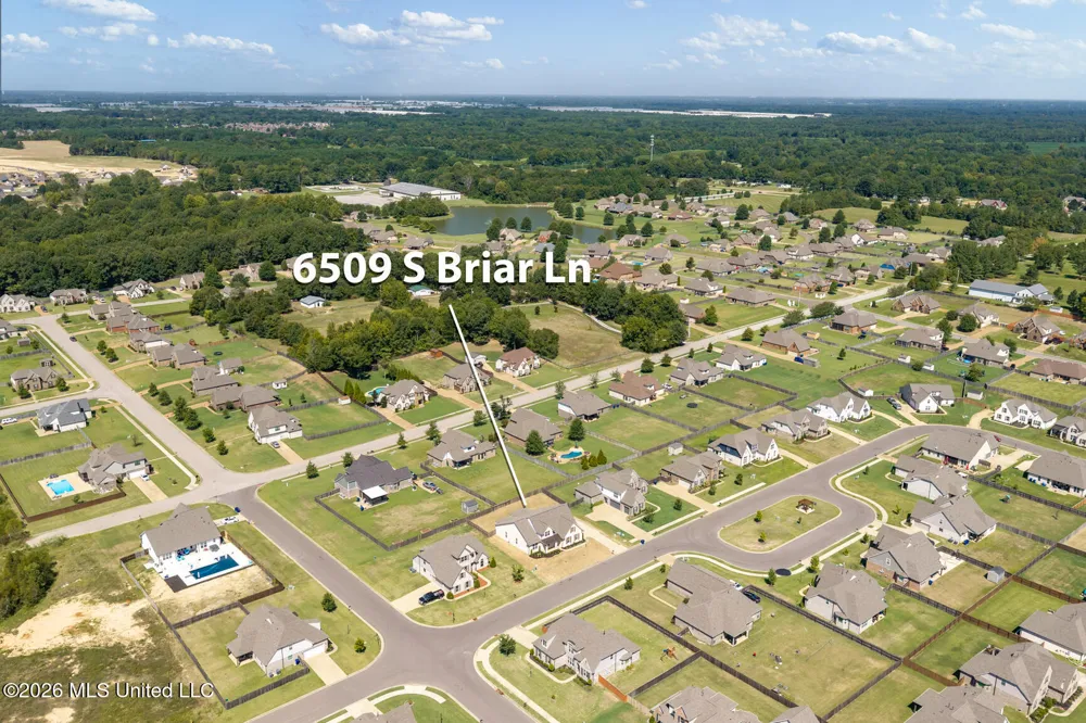 6509 S Briar Lane Olive Branch, MS 38654