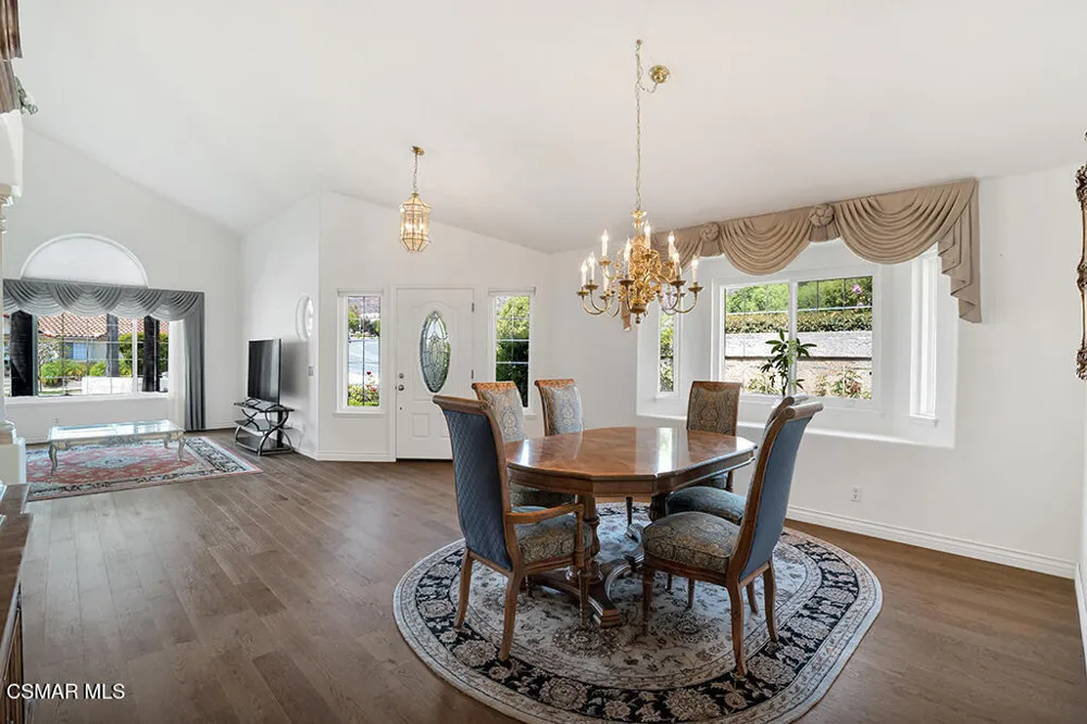 590 Innwood Road Simi Valley, CA 93065