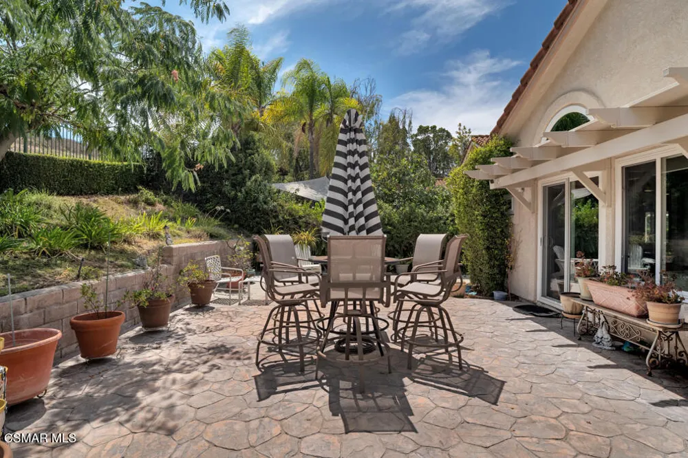 590 Innwood Road Simi Valley, CA 93065