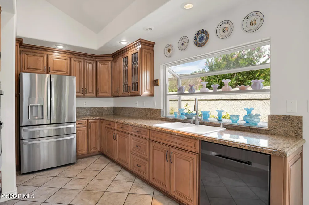 590 Innwood Road Simi Valley, CA 93065