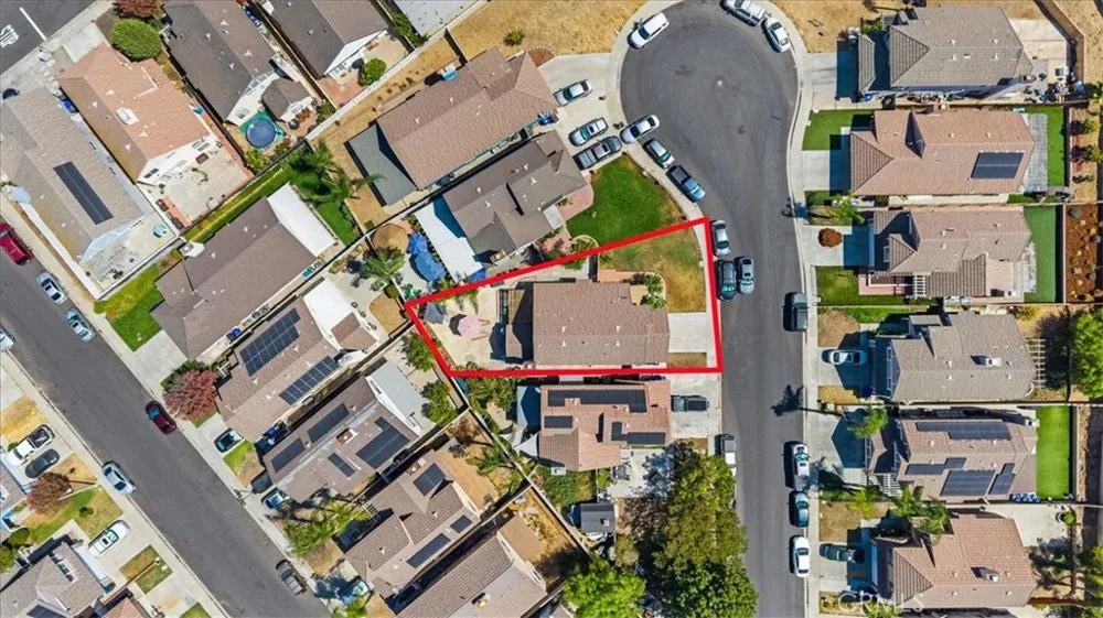 11479 Hideaway Lane Fontana, CA 92337