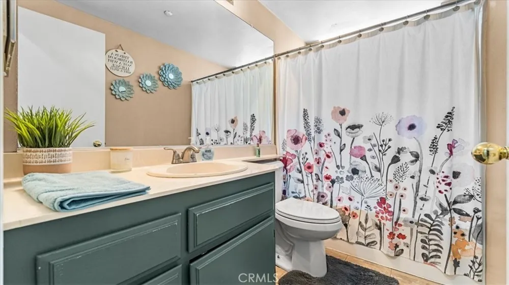 11479 Hideaway Lane Fontana, CA 92337