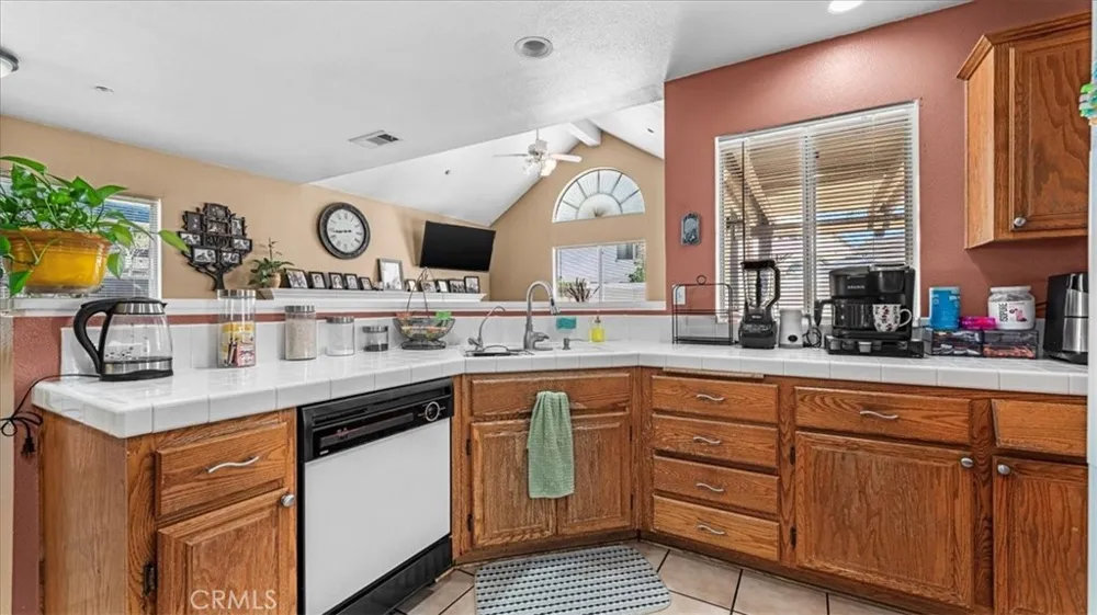 11479 Hideaway Lane Fontana, CA 92337