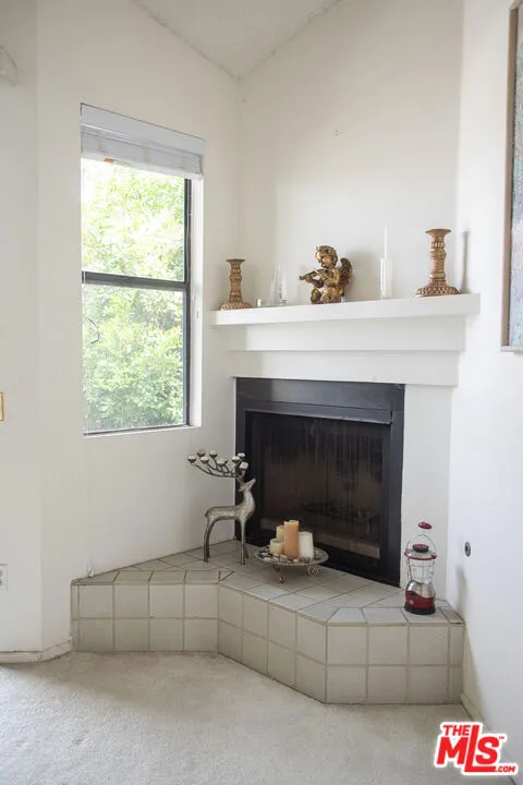 6323 Reseda Boulevard #44 Tarzana, CA 91335