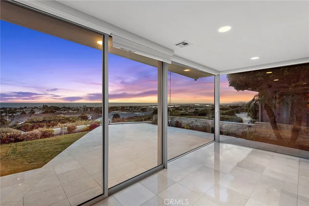 2801 Setting Sun Corona del Mar, CA 92625